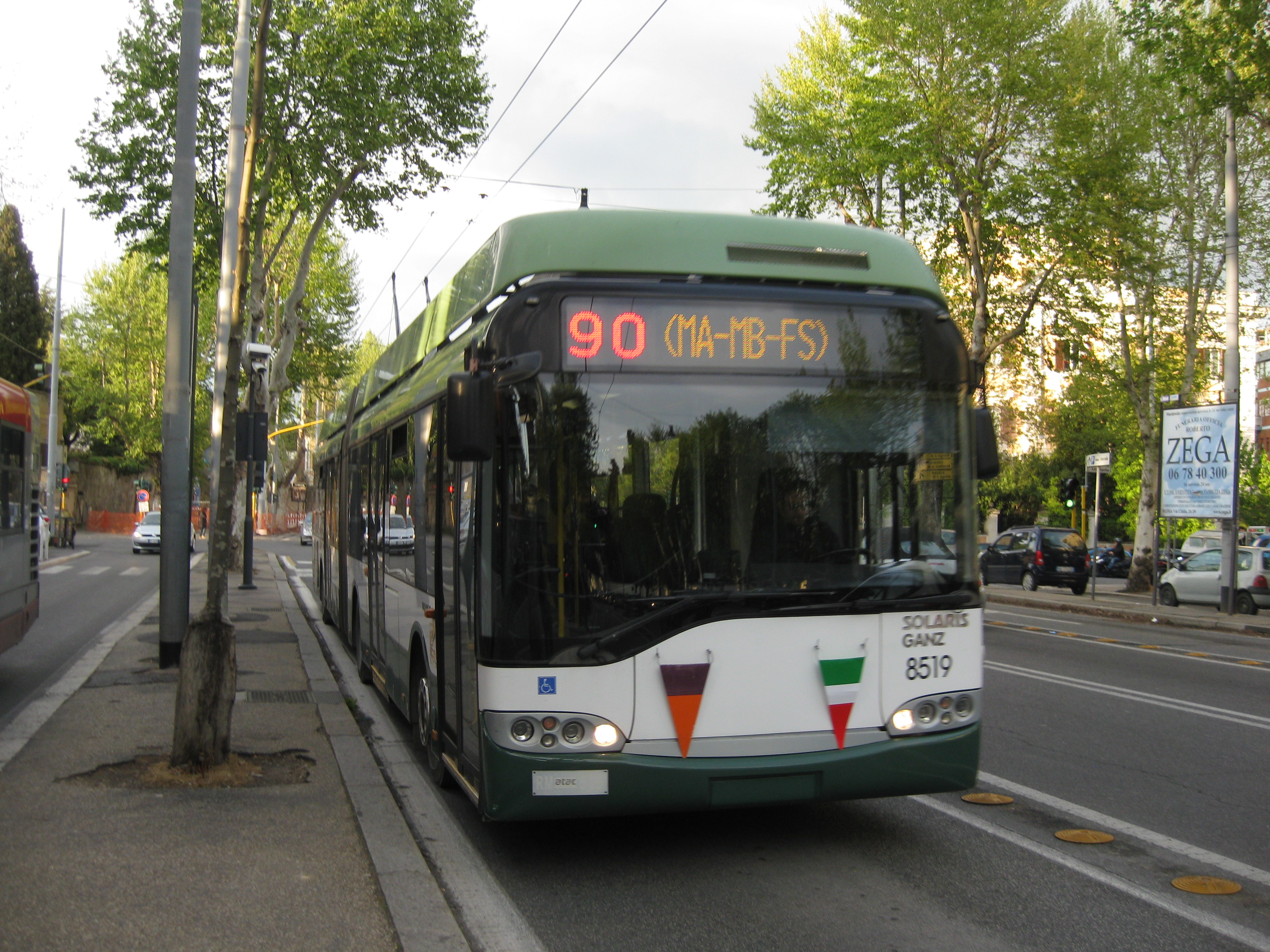 Trolleybus Solaris Ganz - Rome / Flickr - Partage de photos!