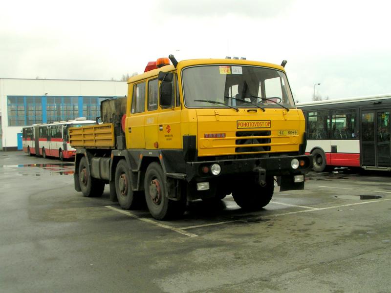 Liste des options et des versions de Tatra 815. Tatra 815, Tatra 815...