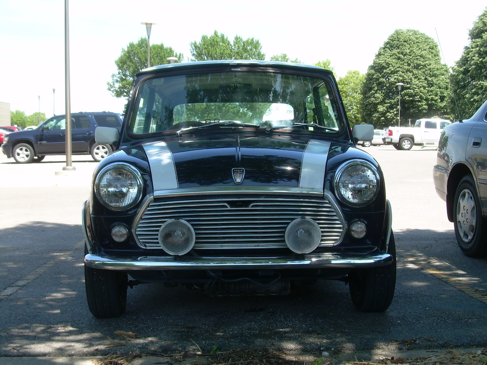 Voitures Anciennes Garées Nebraska: 1993 Rover Mini Mayfair II