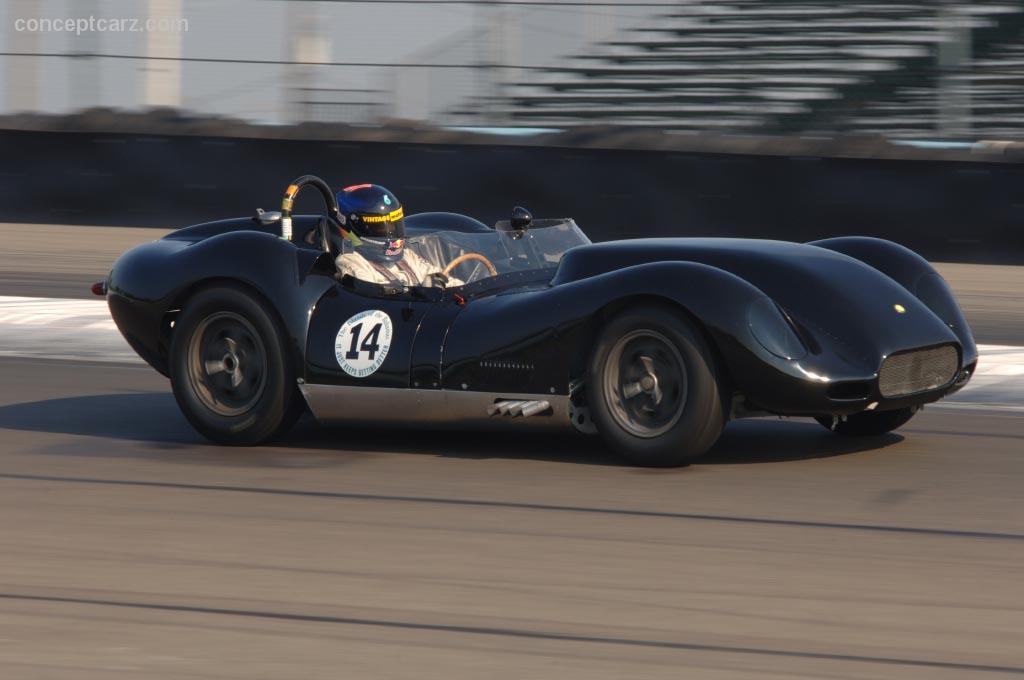 1958 Lister Des Images Noueuses. Photo: 58_Lister_Chevy_DV_06-