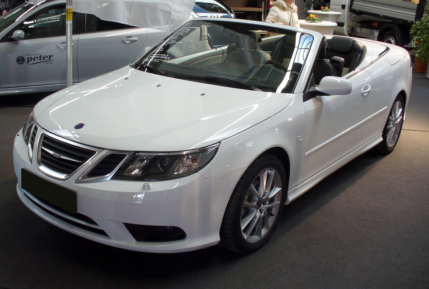 Fichier: Saab 9-3 Cabriolet Vector 1.8t BioPower.JPG - Wikimedia Commons