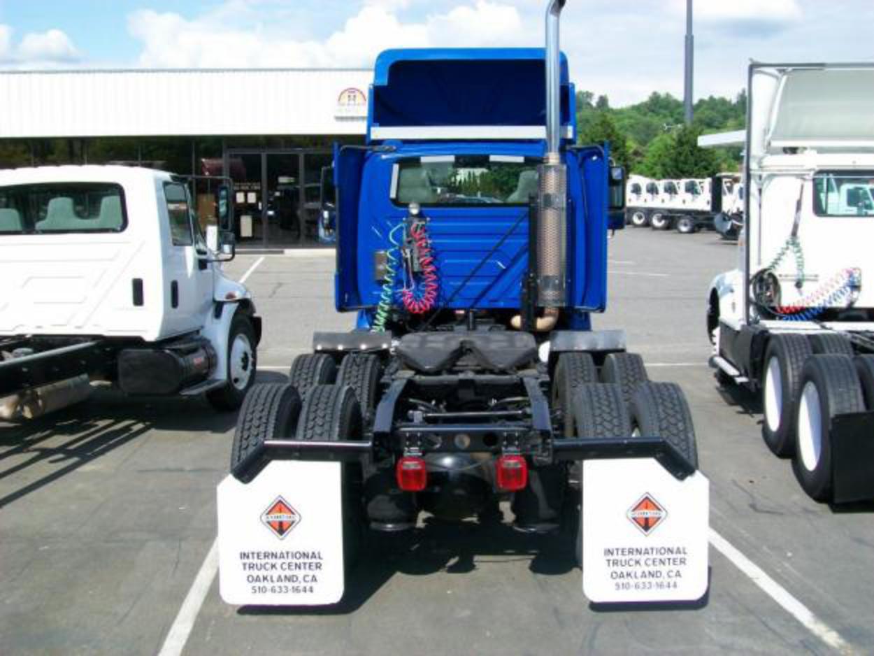 2007 INTERNATIONAL 8600 SBA - Vancouver - Camions - Commercial...