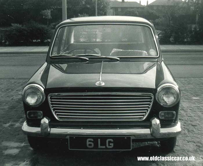 Morris 1100 berline ADO16