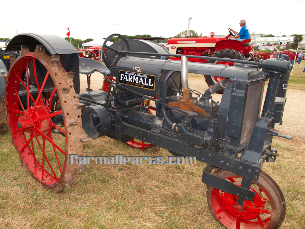 Pièces Farmall - Pièces de tracteur Farmall pour Moissonneuse Internationale - IH