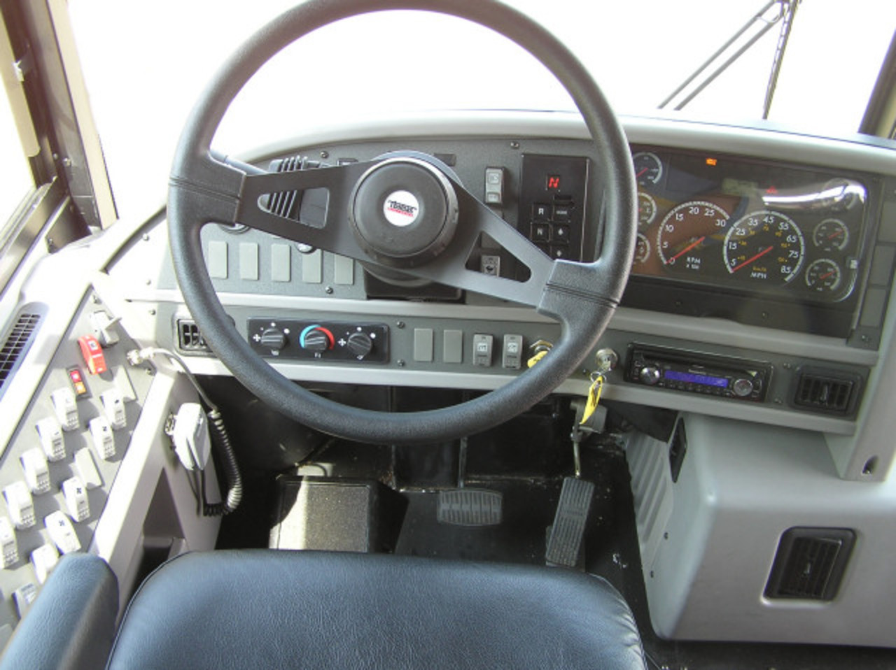 Autobus scolaire Central / 2007 Thomas HDX