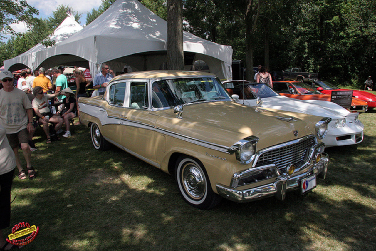 Salon International de l'Auto Classique de Granby - 1956 Président de Studebaker...