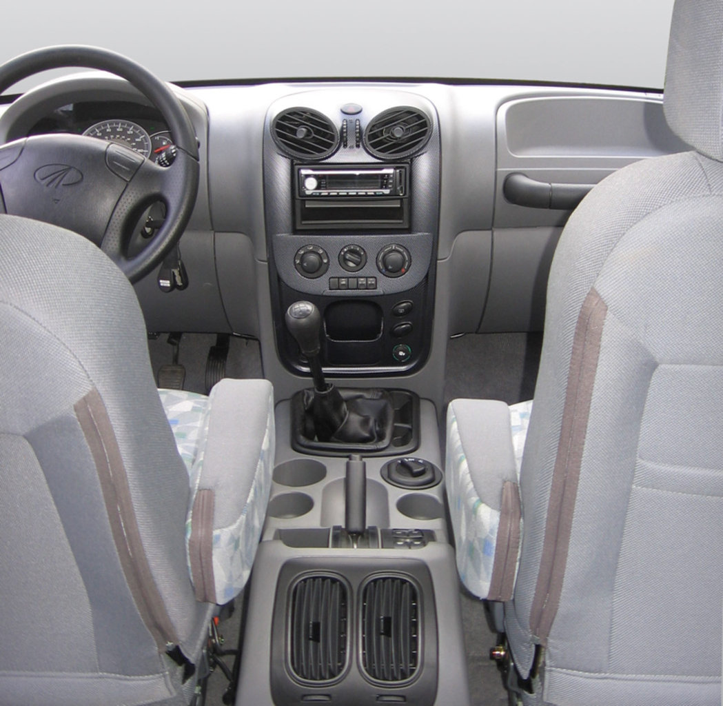 Galerie de photos Mahindra Goa GLX