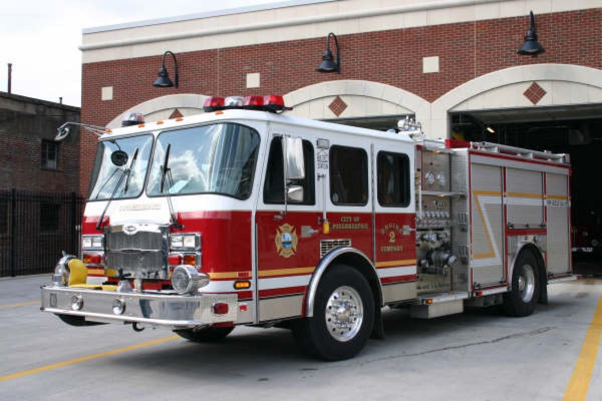 Appareil / Pompiers professionnels de la Ville de Poughkeepsie - Section locale 596