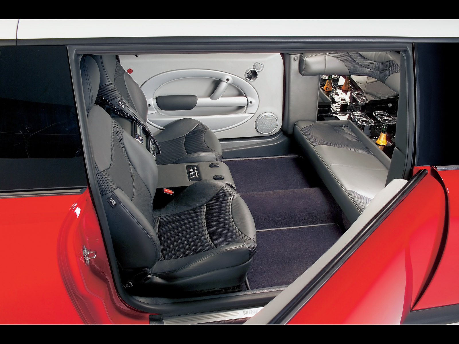 Limousine Extensible Mini XXL - Sièges intérieurs - Papier peint 1600x1200
