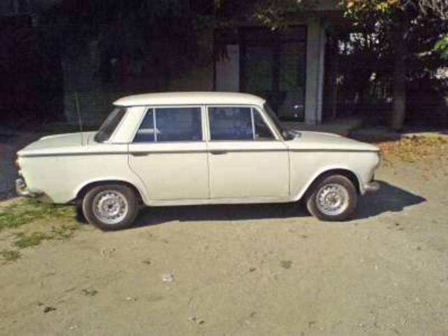 Zastava 1300 à vendre, voitures classiques à vendre au Royaume-Uni (Voiture: annonce...