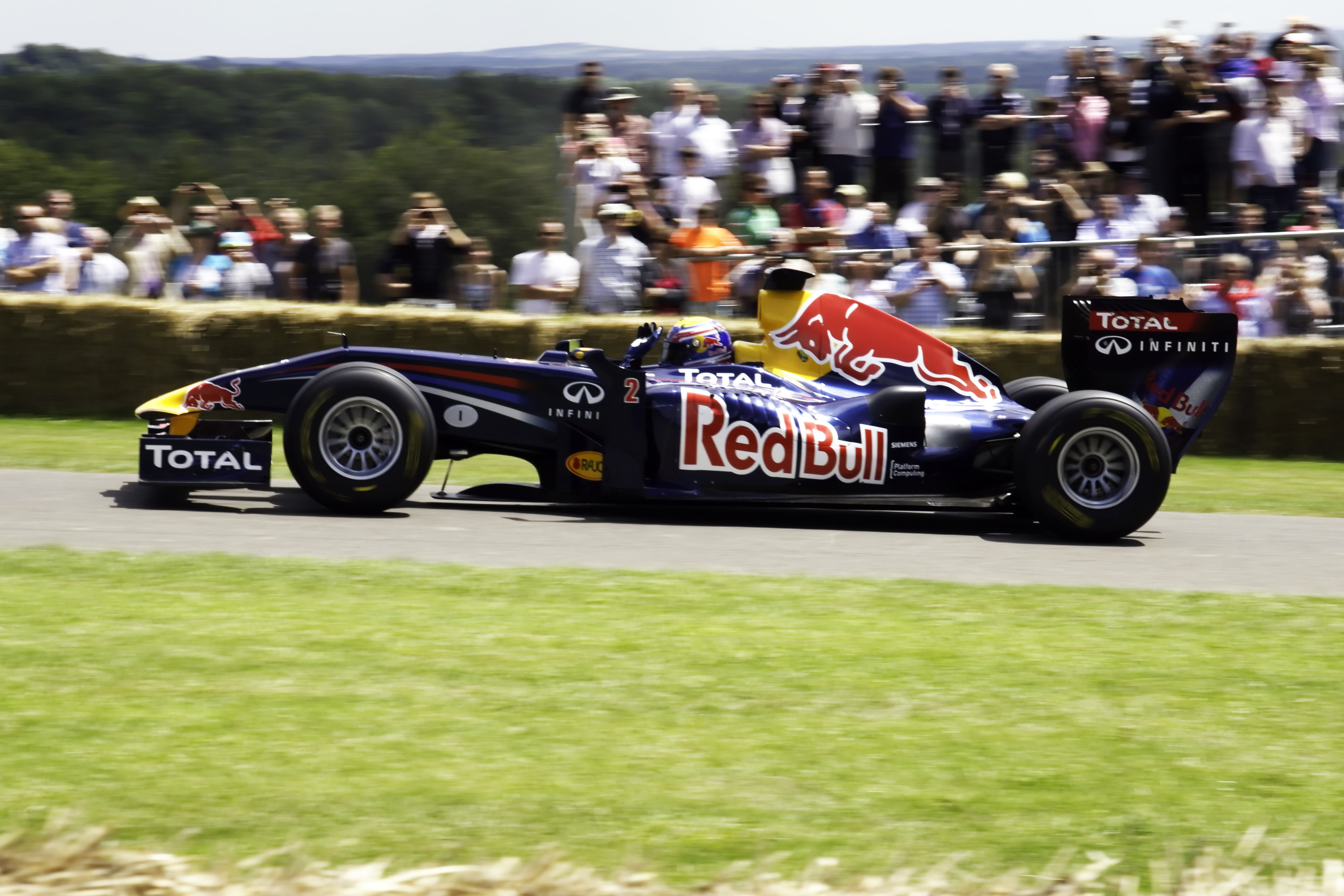 Fichier: Red Bull - Cosworth RB1 - Flickr - andrewbasterfield.jpg...