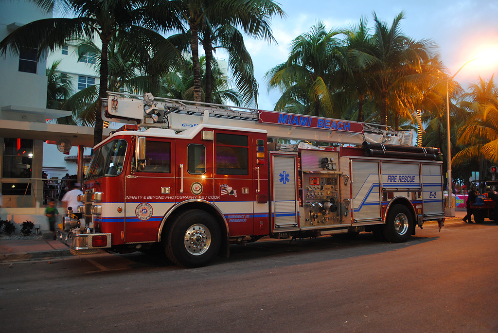 Camion échelle Pierce de Sauvetage Incendie de Miami Beach / Flickr - Partage de photos!