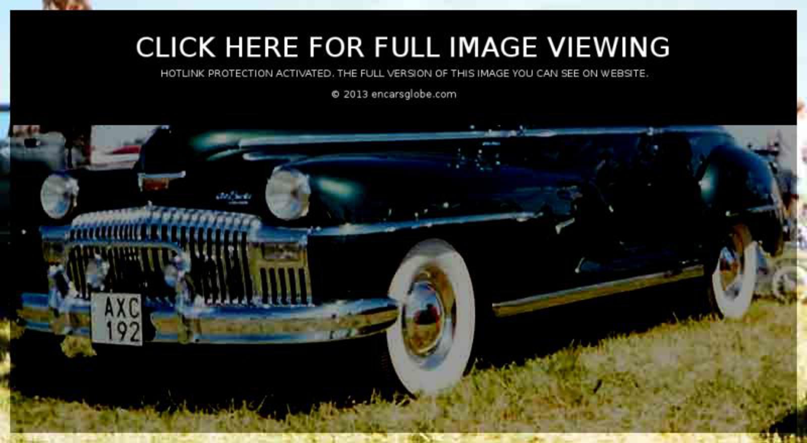 De Soto Custom Club coupe: Galerie de photos, informations complètes...