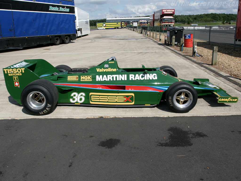 Lotus 80 Cosworth - Image Haute résolution (9 sur 12)