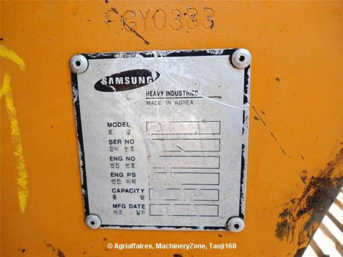 Pelle sur chenilles Samsung SE240 LC 3 de 1998 à vendre chez MachineryZone