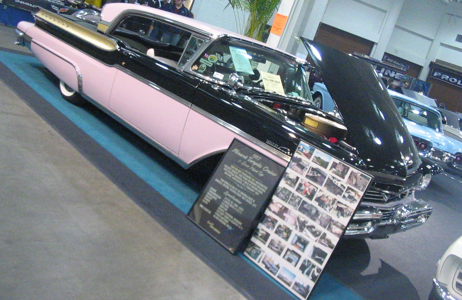 Fichier: '57 Monarch Turnpike Cruiser (voiture classique Toronto Spring'12...
