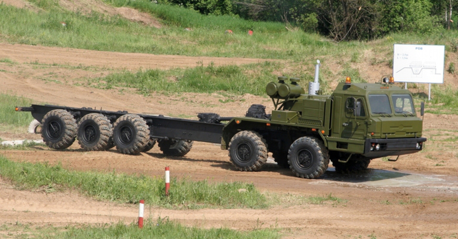 Missile automoteur Almaz-Antey S-500 Triumfator M...