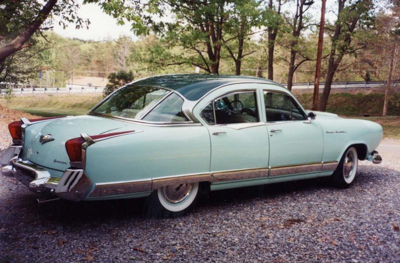 Voiture de la semaine: 1954 Kaiser Manhattan - Old Cars Weekly