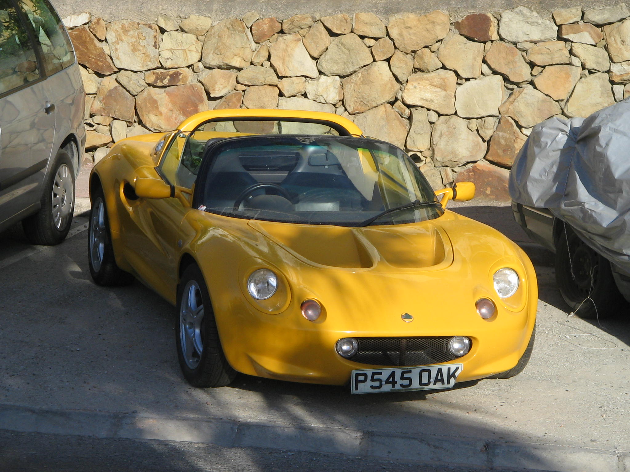 Dossier: Lotus Elise S1.jpg - Wikimedia Commons