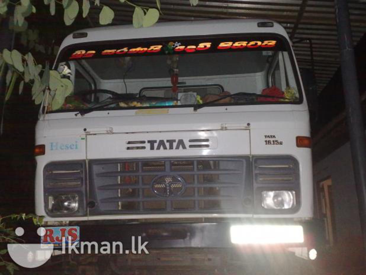 Benne basculante TATA 1615 à vendre à Sewanagala publié le 7 novembre 22h35...