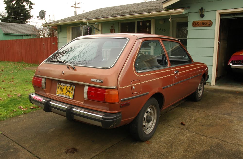 1980 Mazda GLC. publié par Ben Piff * Envoyez-le par e-MailBlogThis!