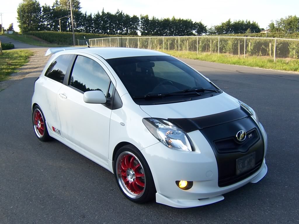 [/IMG] TOYOTA YARIS RS, Compacte, 40 kms, 18,995 OB OBO, Occasion, FWD,