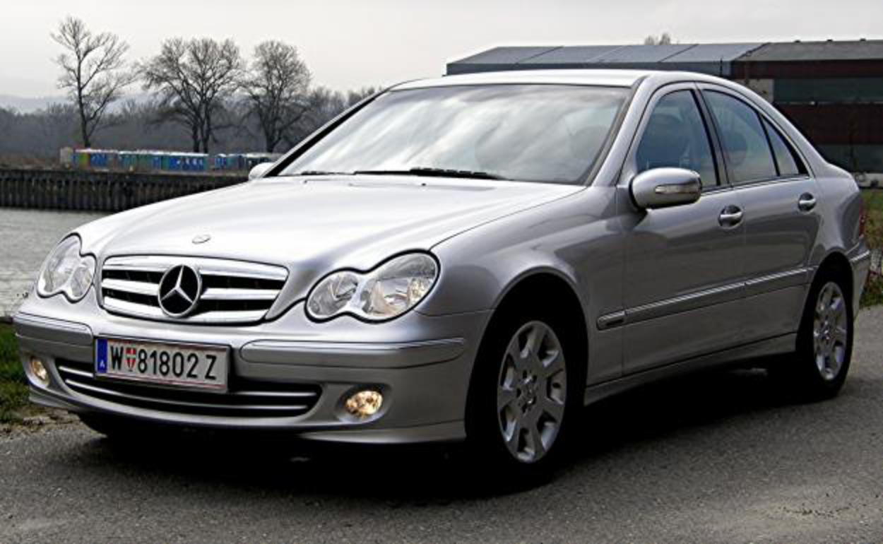 Mercedes c 220. Mercedes Benz c220. Mercedes Benz c 220 CDI. Мерседес-Бенц c220 CDI. Mercedes Benz c 220 Elegance.