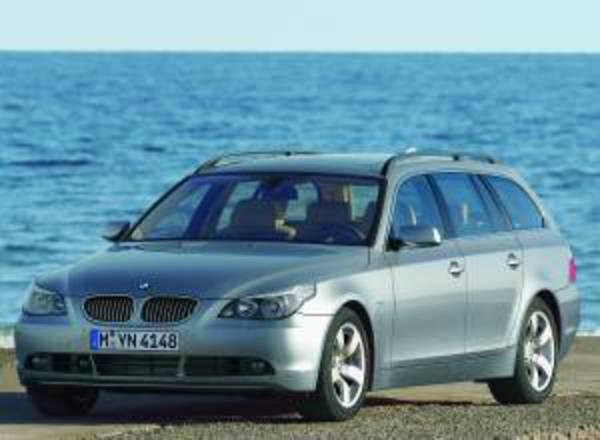 2005 BMW 530i Touring