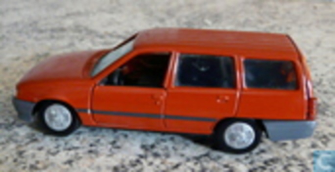 Modèle Auto - Gama - Opel Kadett GL Caravan