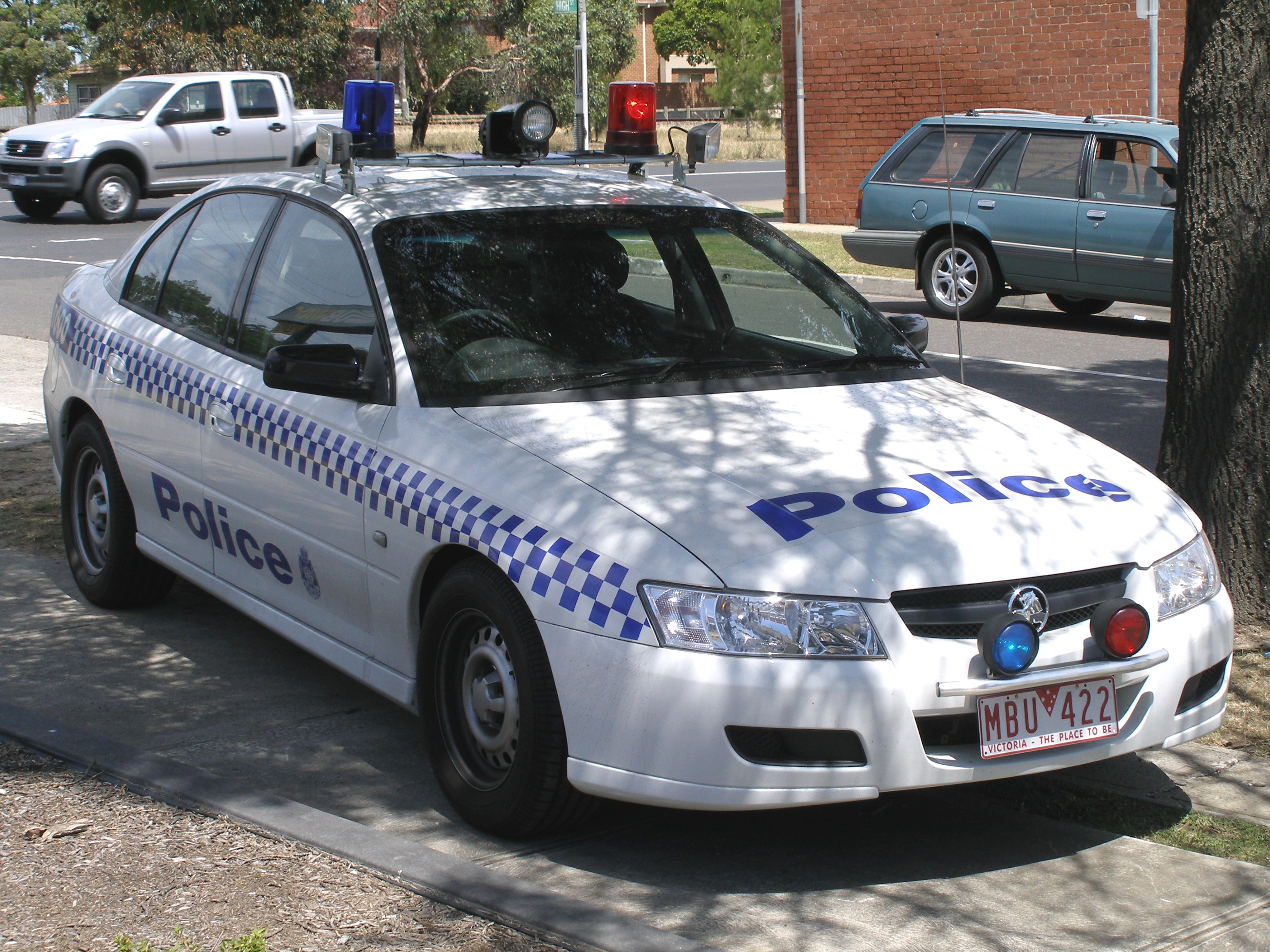 Dossier : 2004-2005 Direction du Commodore de la VZ Holden (Police de Victoria) 01.jpg