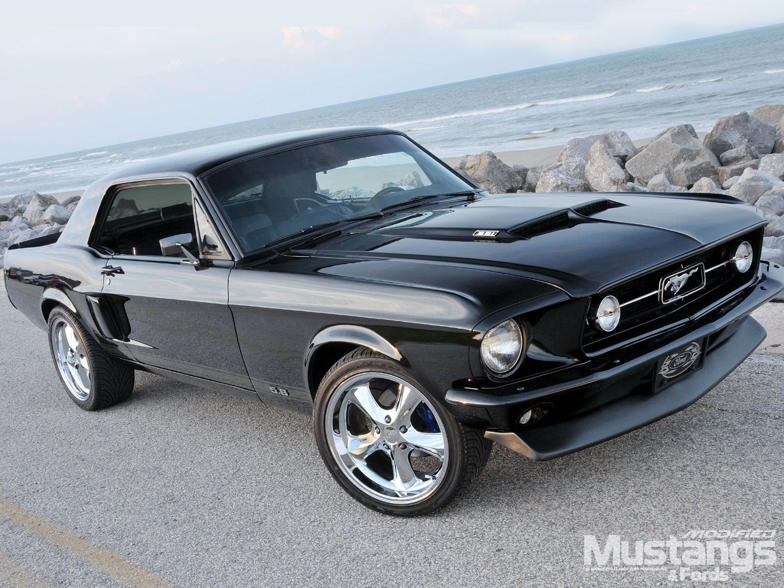 Ford Mustang Coupé 1967 Quart Avant Droit