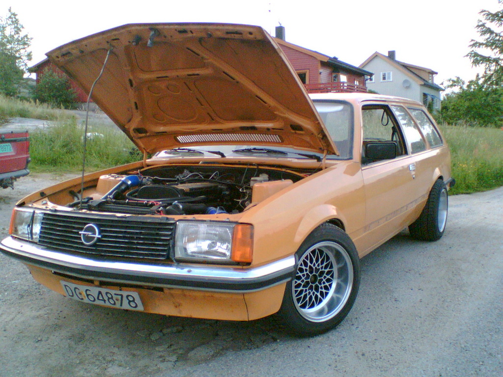Opel Rekord Caravan 201179