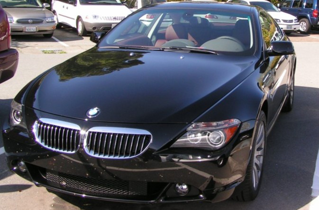 Dossier : BMW 645i.jpg . Pas de résolution supérieure disponible.