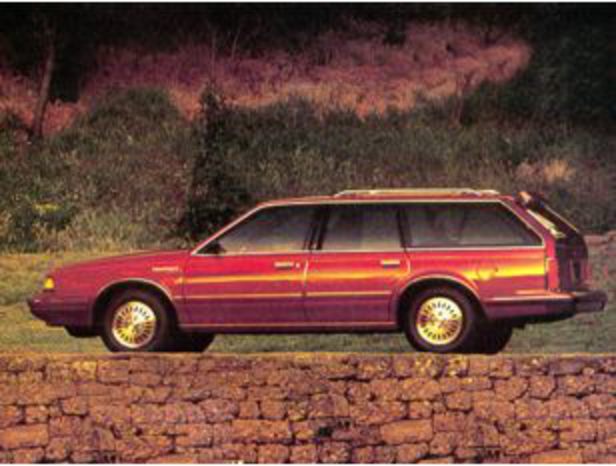 1993 Oldsmobile Cutlass Cruiser S (La norme STD est estimée) Cotes des wagons, Prix,