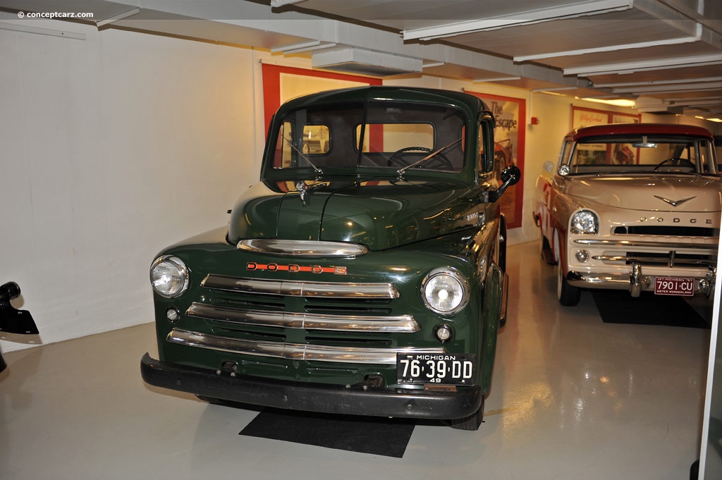 Images, Informations et historique du Pick-up Dodge d'une demi-tonne de 1949 (1/2 tonne)