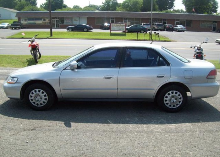 2001 Honda Accord DX à Albemarle, Caroline du Nord à vendre