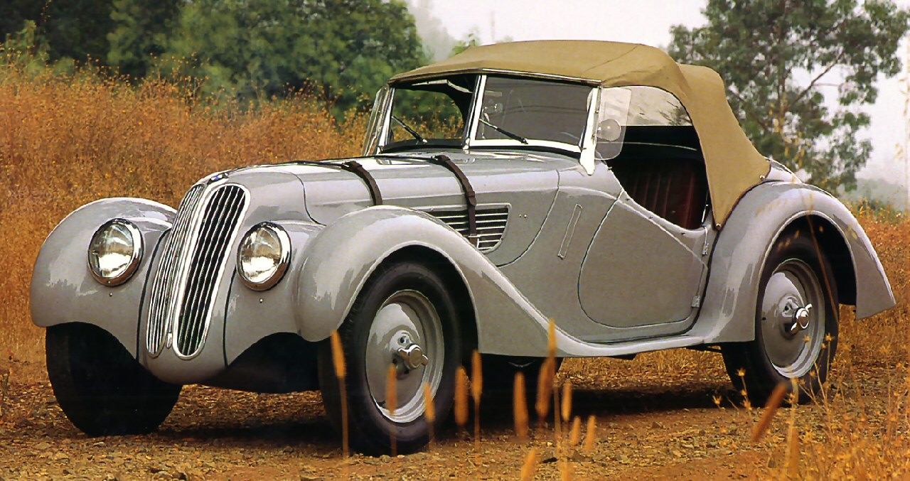 [vignette de la BMW 328 Roadster grise Frt Qtr de 1937.jpg]