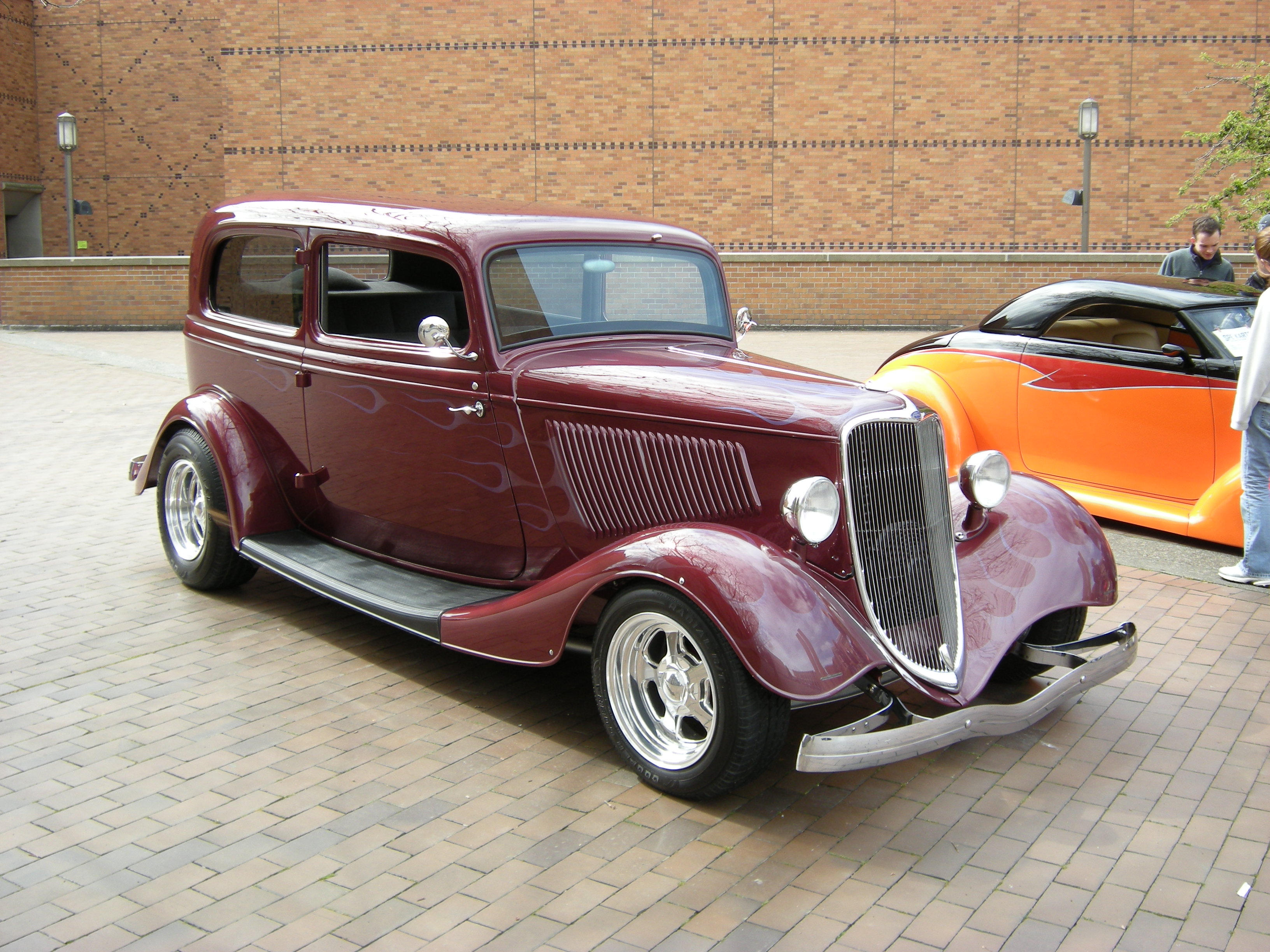 Старые модели машин. Ford model y 1932. Ford model y. Ford y 1933. Форд в8.