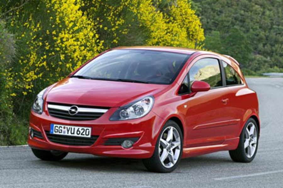 Opel corsa t (68 commentaires) Vues 49904 Évaluation 59
