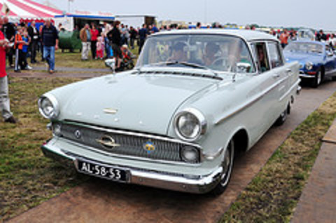Oldtimershow Hoornsterzwaag 1960 Opel Kapitn De Luxe (michiel2005) Mots Clés: