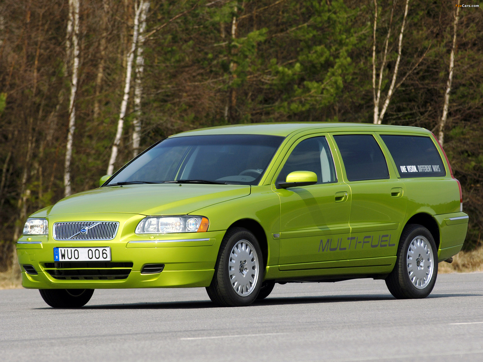 Images de Volvo V70 Multi-carburant 2006 (2048 x 1536)