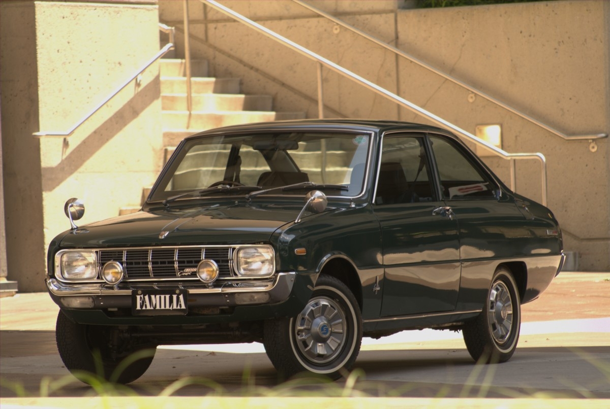Mazda 1300 familia coupé / Blog Hemmings: Voitures classiques et de collection et