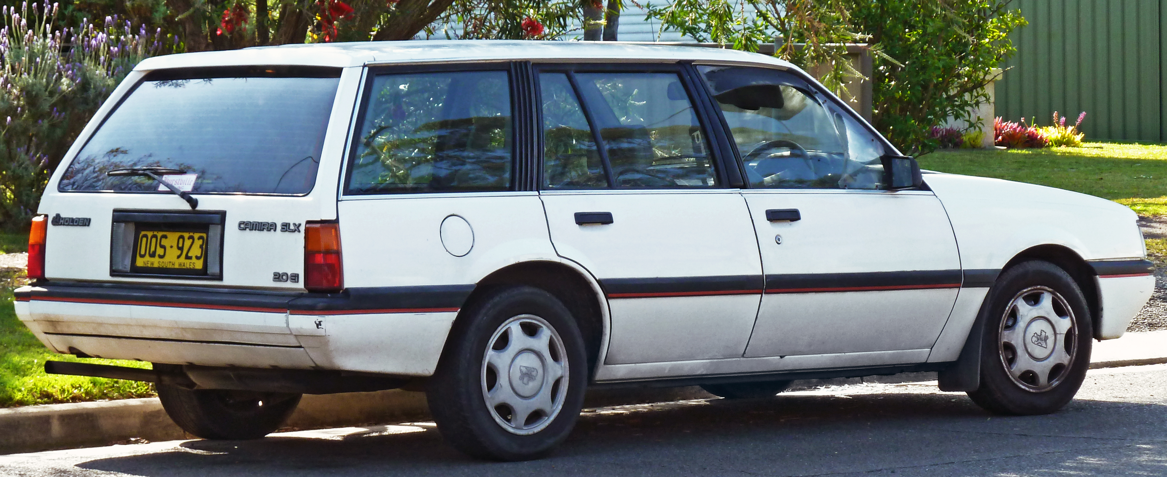 Chariot Holden Camira SL-X