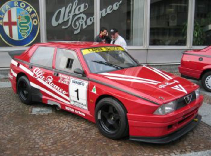 Alfa Romeo 75 L