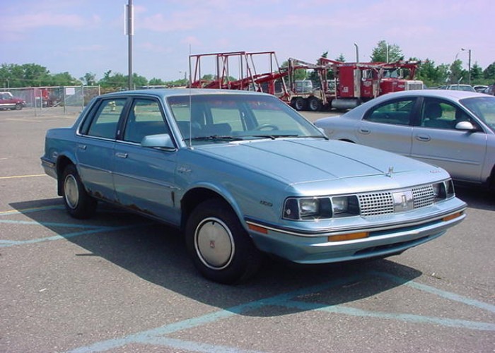 1985 Oldsmobile Cutlass Ciera LS à Pontiac, Michigan à Vendre