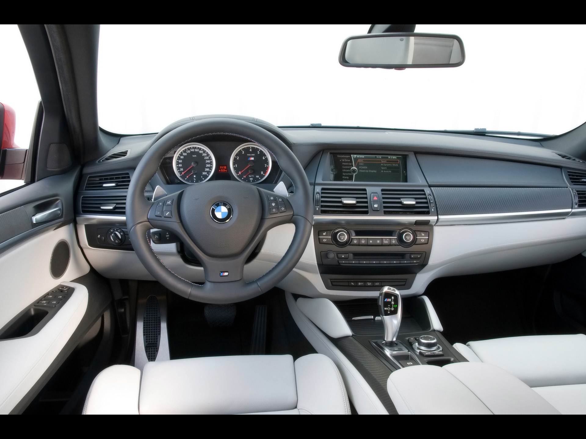2009 BMW X6 M - Tableau de bord - 1920x1440 - Papier peint. Crédits d'image - BMW Group