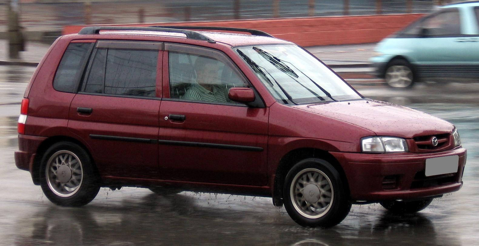 Renault Megane: 01 photo