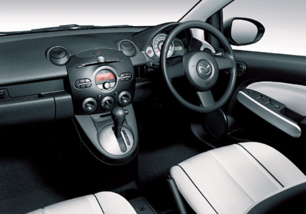 Mazda Demio Remporte le Prix de la Voiture RJC de l'année 2008
