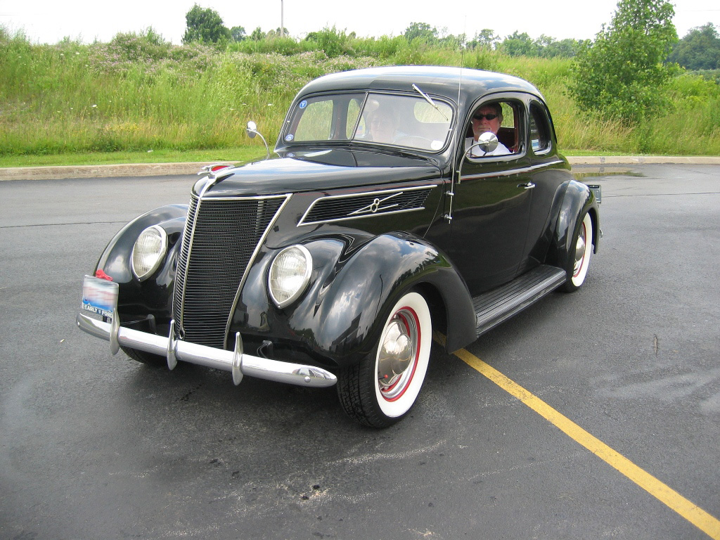 Ford 1937 Coupé à 5 vitres - Joe K.