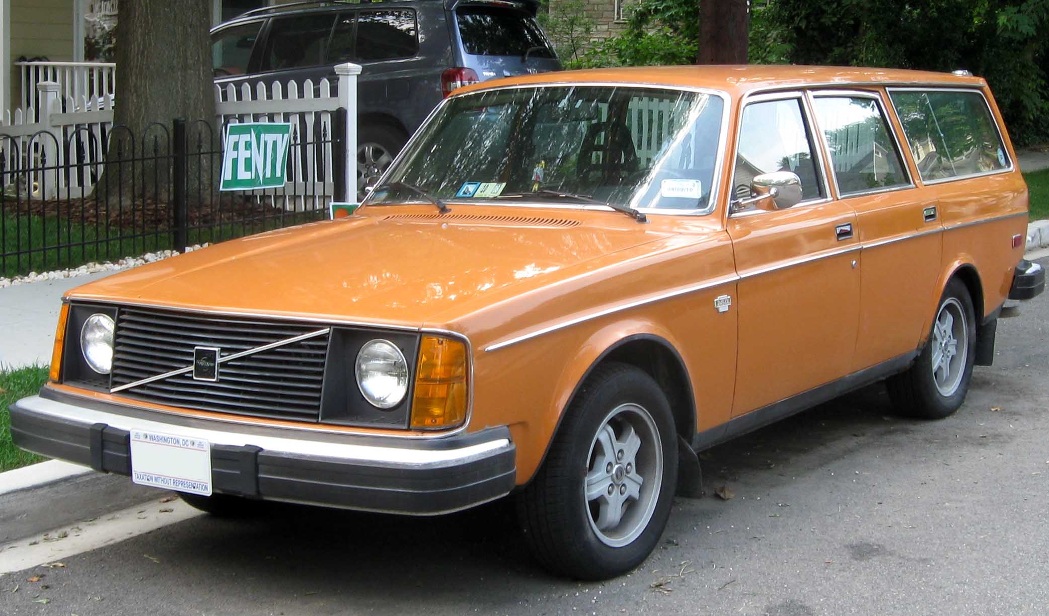 Dossier: 1975 Volvo 245 DL wagon avant1 15-07-2010.